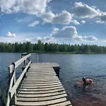 Authentic Log With Hot Tub Lomamökit Ranua