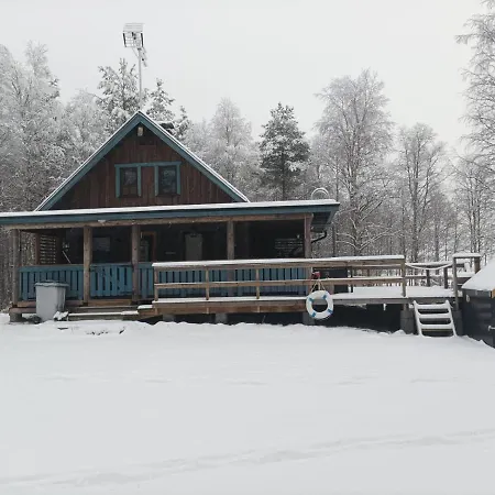 Chalet Authentic Log With Hot Tub Ranua