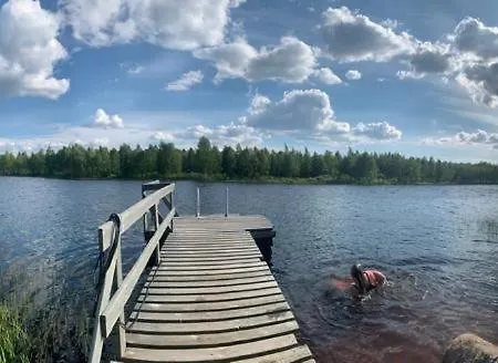 Authentic Log With Hot Tub شاليه رانوا