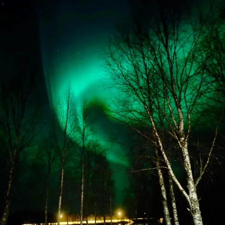 شاليه Authentic Log With Hot Tub رانوا