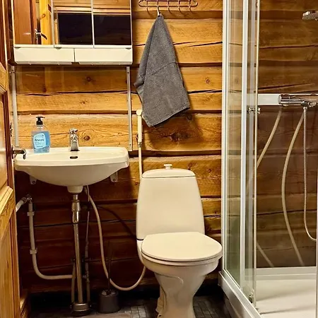 شاليه Authentic Log With Hot Tub