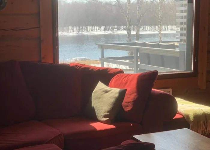 Authentic Log With Hot Tub *