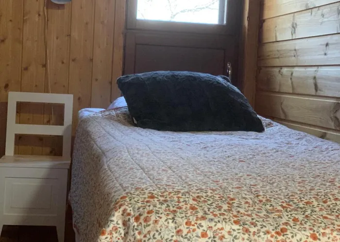 Chalet Authentic Log With Hot Tub Ranua