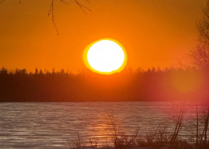 Chalet Authentic Log With Hot Tub Ranua